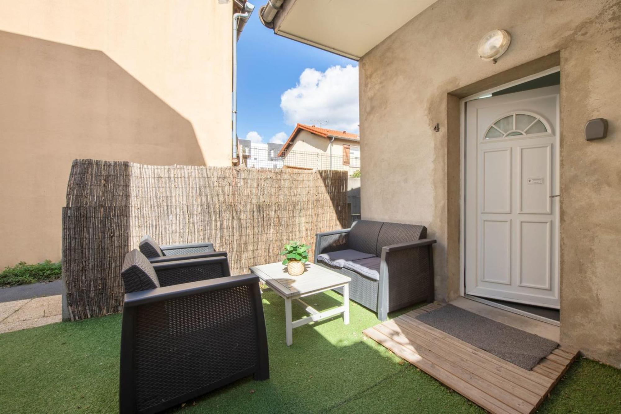 Benfleet 4 Cosy Studio Proche Paris Apartman Romainville Kültér fotó